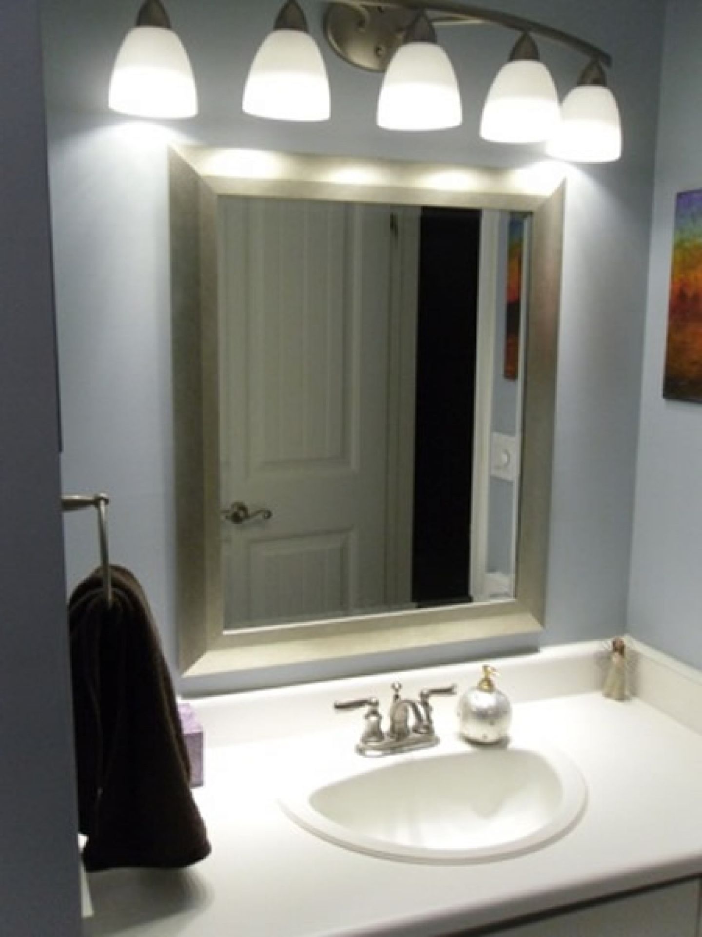 Bathroom Lighting Fixtures Over Mirror (View 1 of 20)