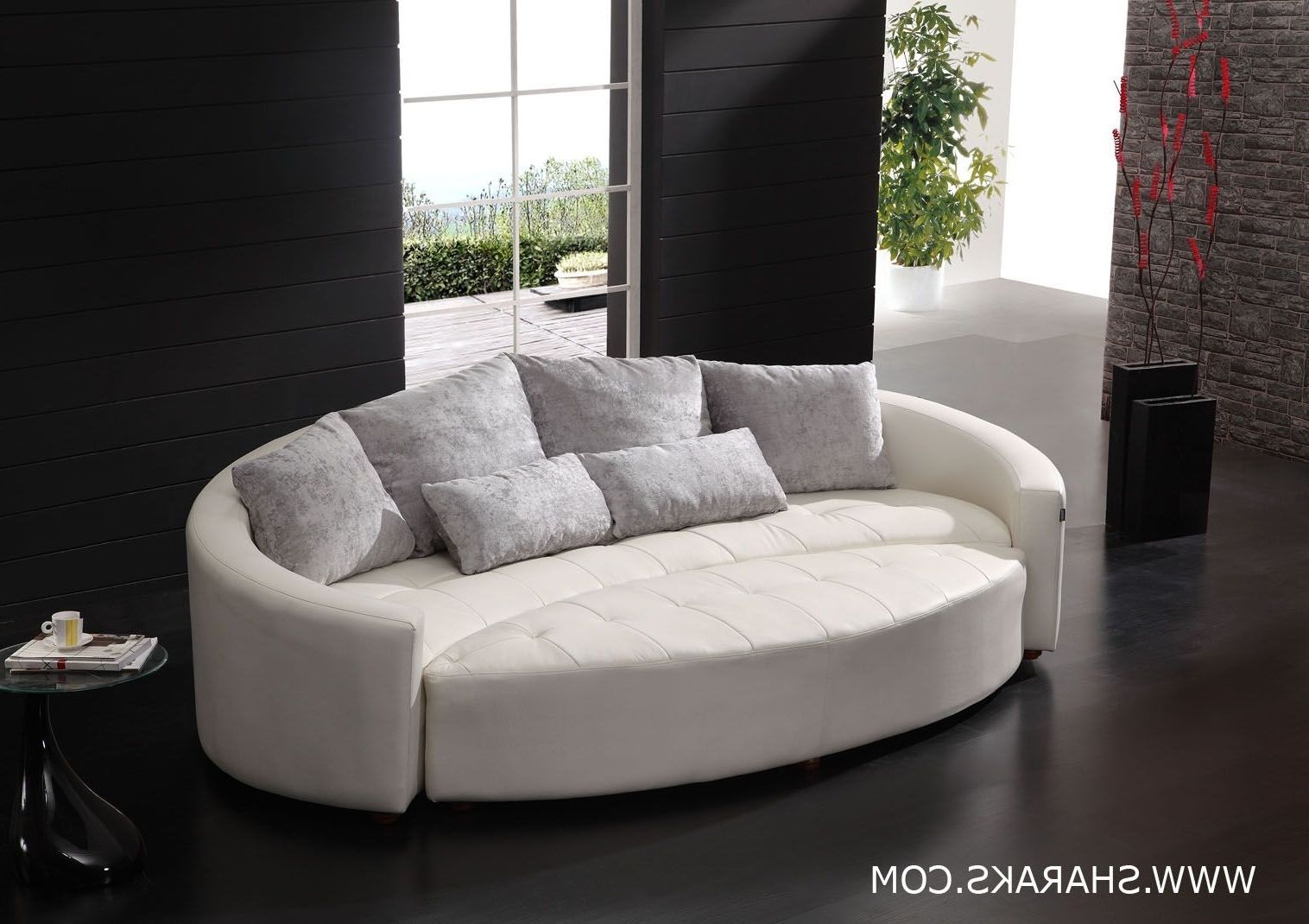 Cornering The Curved Leather Sofas Pertaining To Rounded Sofas (View 1 of 20)