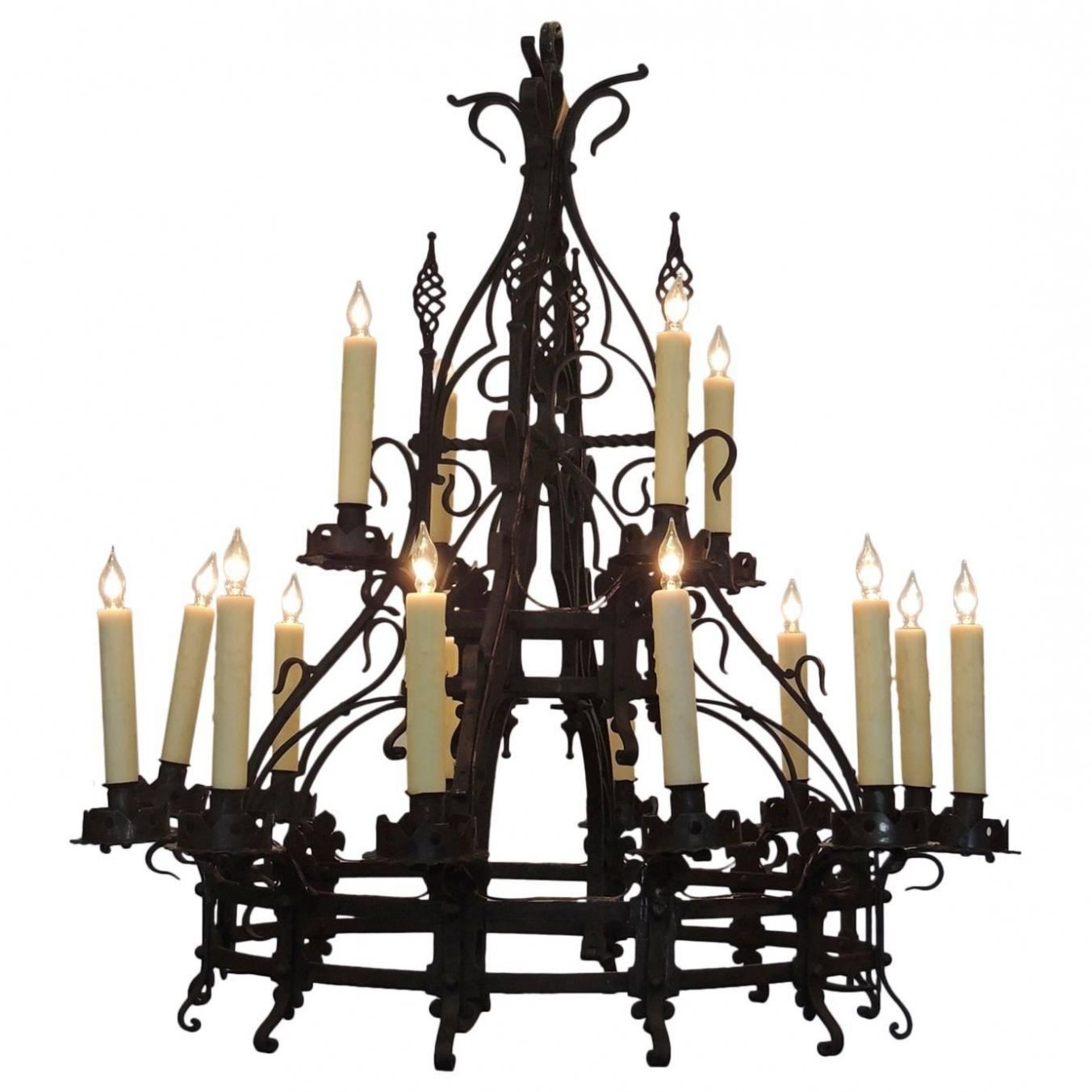 Lighting: Vintagee Gothic Wood Iron Chandelier. Vintagee (View 12 of 20)