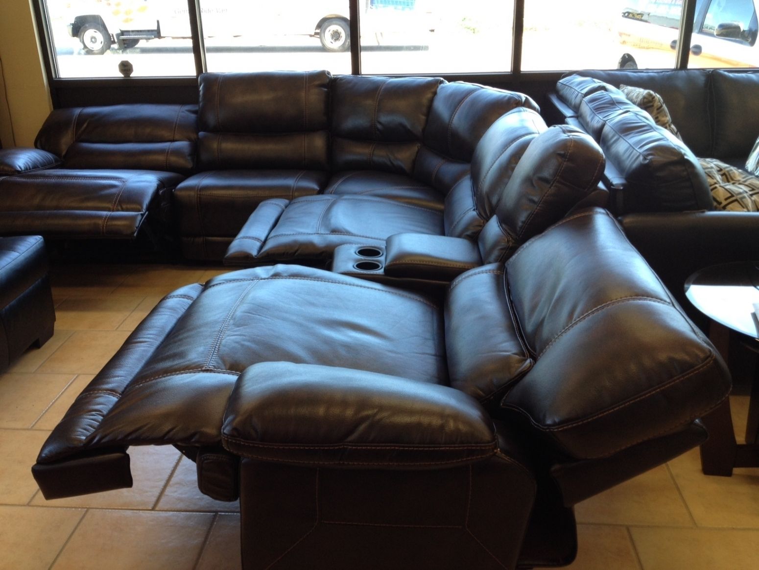 Featured Photo of 20 The Best Sectional Sofas with Electric Recliners