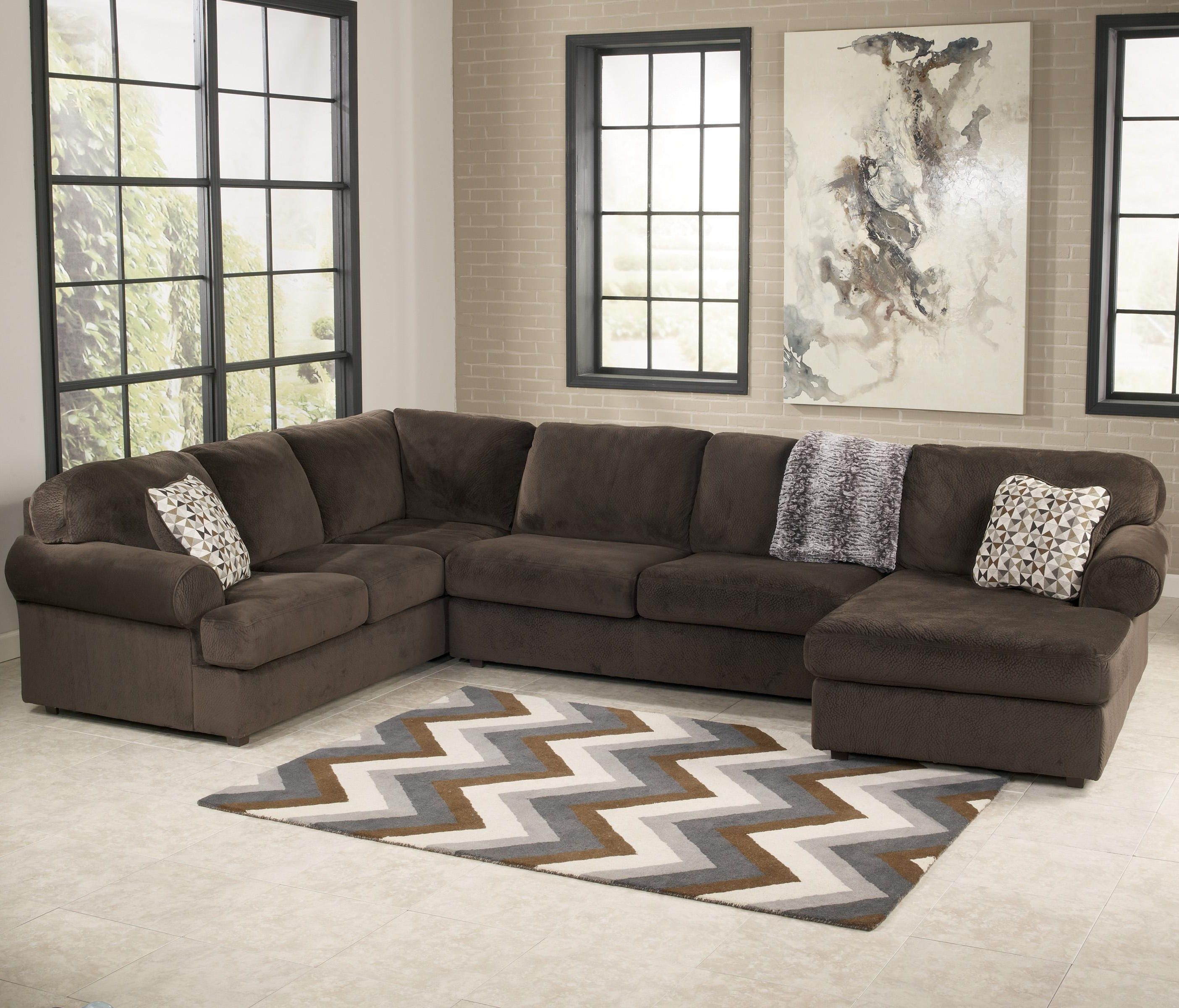 Signature Designashley Jessa Place – Chocolate Casual Within Widely Used Green Bay Wi Sectional Sofas (View 1 of 20)