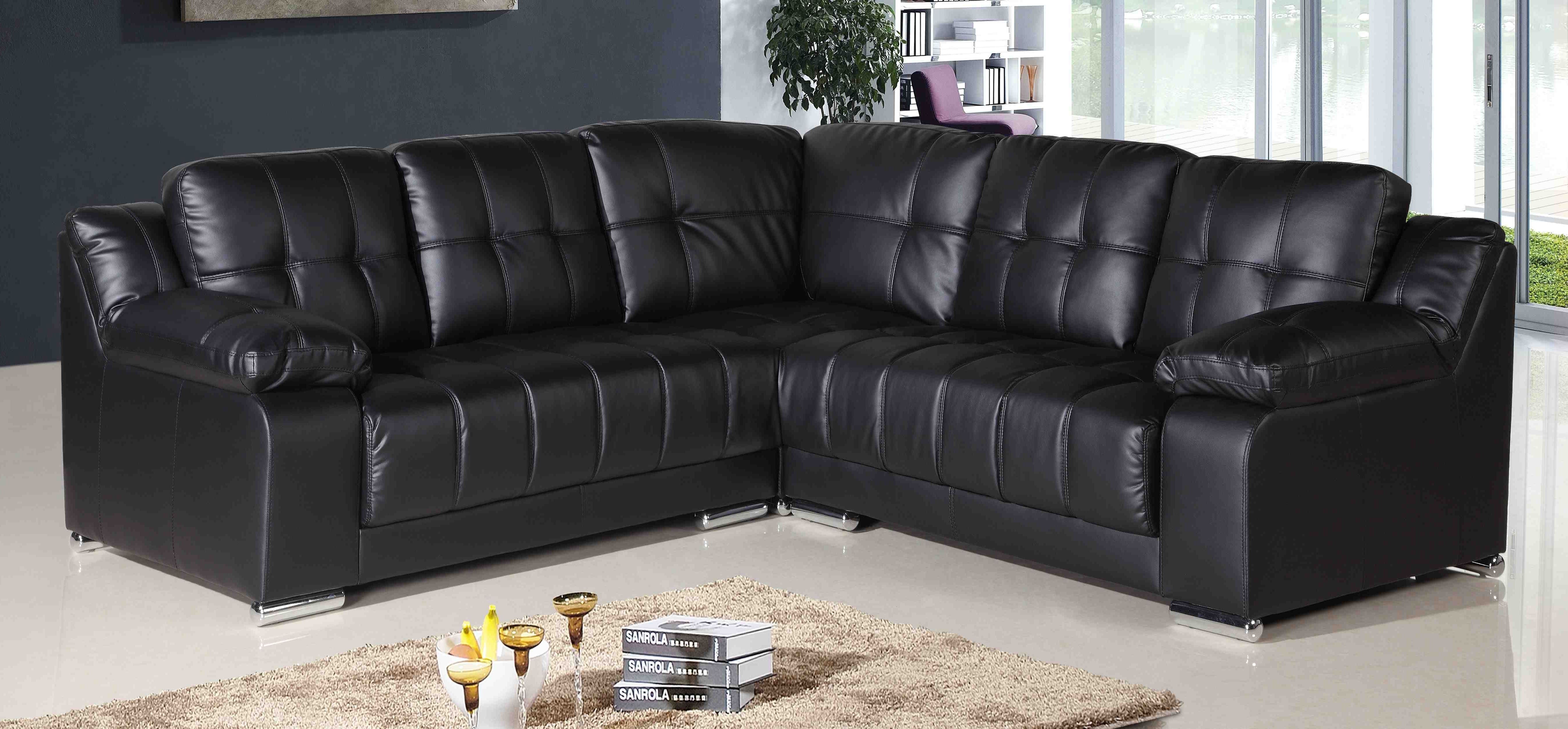 Small Leather Corner Sofas 52 With Small Leather Corner Sofas Throughout Fashionable Leather Corner Sofas (View 3 of 20)