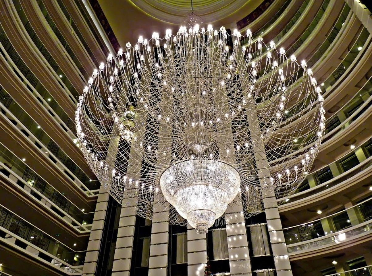 Featured Photo of 2024 Popular Huge Chandeliers