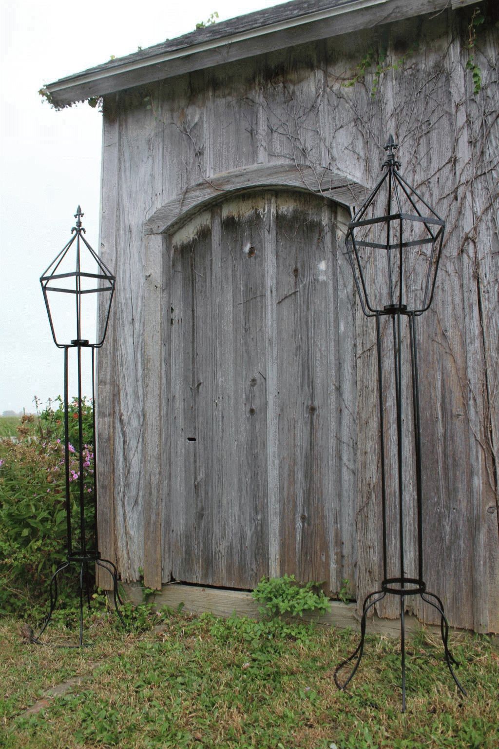 Metal Candle Sconces & Wrought Iron Garden Lanterns Inside Preferred Outdoor Iron Lanterns (View 17 of 20)
