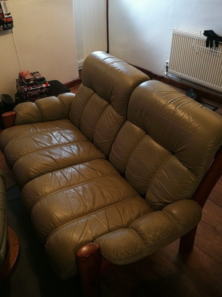 In Exeter Pertaining To Devon Ii Arm Sofa Chairs (View 6 of 20)