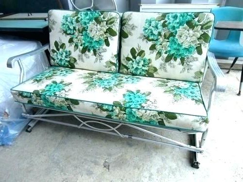 Fashionable Patio Loveseat Glider – Sigpot For Loveseat Glider Benches With Cushions (View 18 of 20)