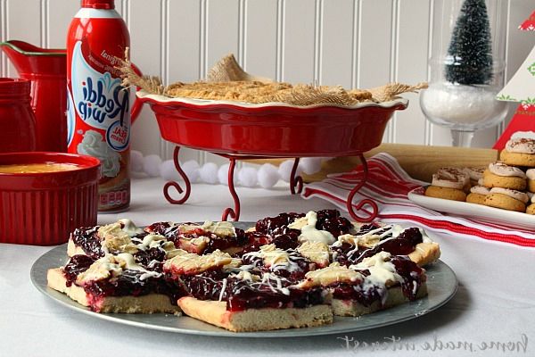 Favorite Razzleberry Shortbread Bars – A Holiday Pie Party! (View 11 of 20)