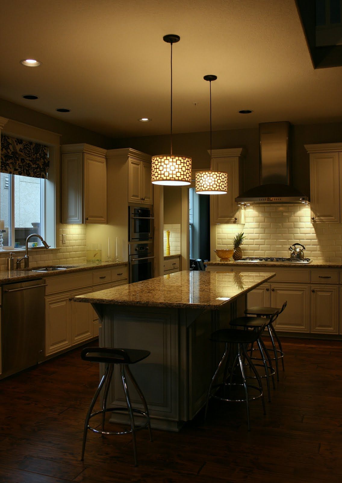 Kitchen Island Lighting System With Pendant And Chandelier Throughout Most Popular Wood Kitchen Island Light Chandeliers (View 8 of 20)