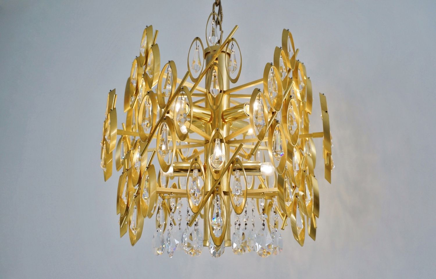Lobmeyr Chandelier Gold Gilt Metal & Swarovski Crystals Pertaining To Preferred Warm Antique Gold Ring Chandeliers (View 9 of 20)