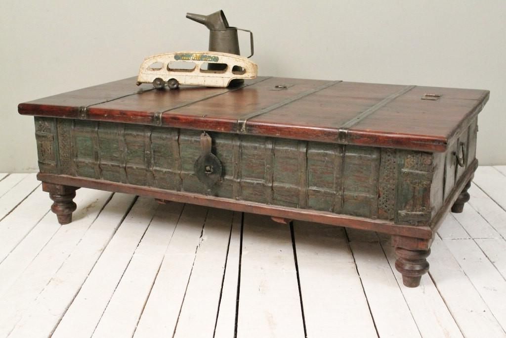 2019 Reclaimed Trunk Coffee Table Antique Indian Olive Green Within Espresso Wood Trunk Cocktail Tables (View 1 of 20)