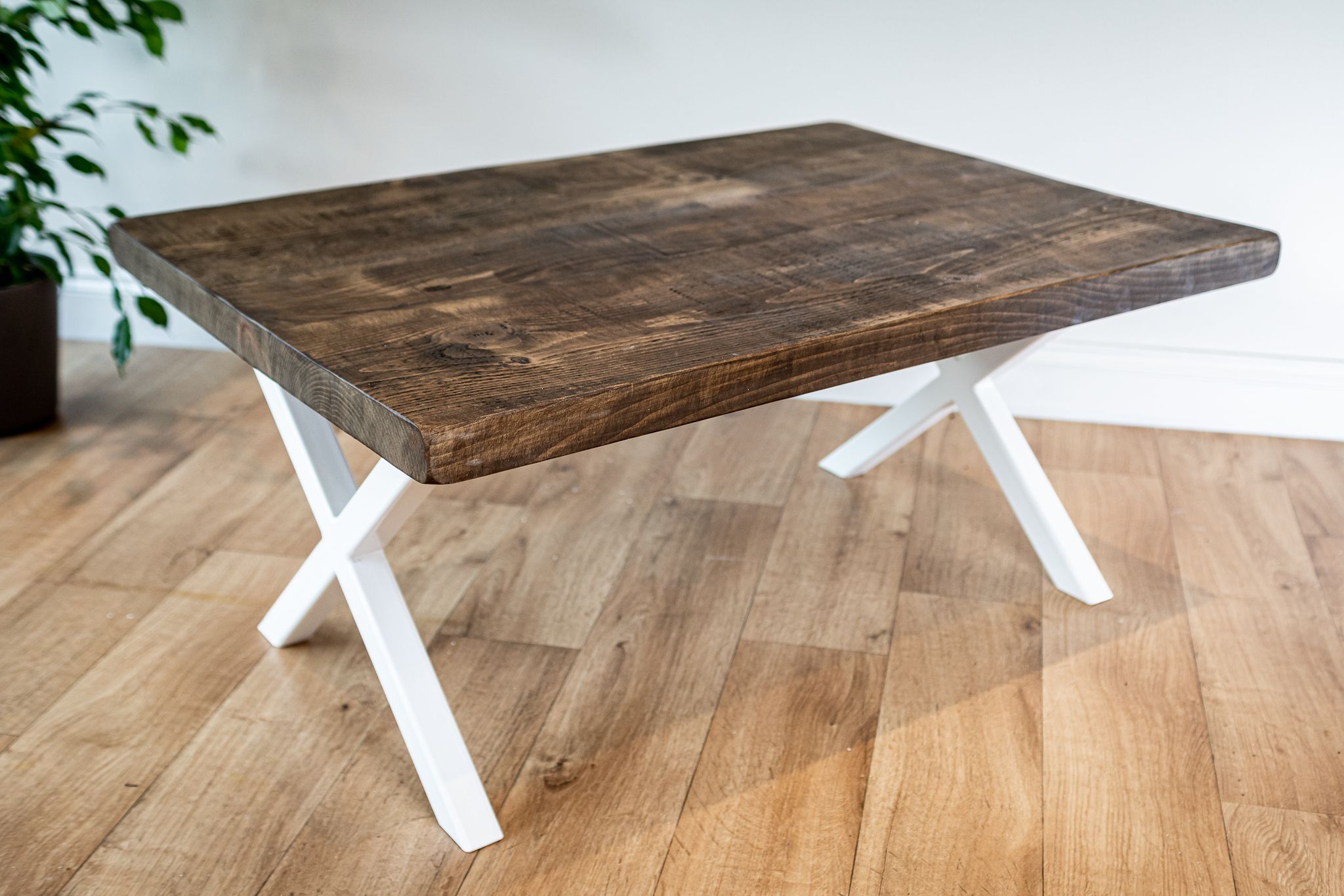 Fashionable Industrial Coffee Table With White Metal Legs X Frame And With Regard To Metal Legs And Oak Top Round Coffee Tables (View 8 of 20)