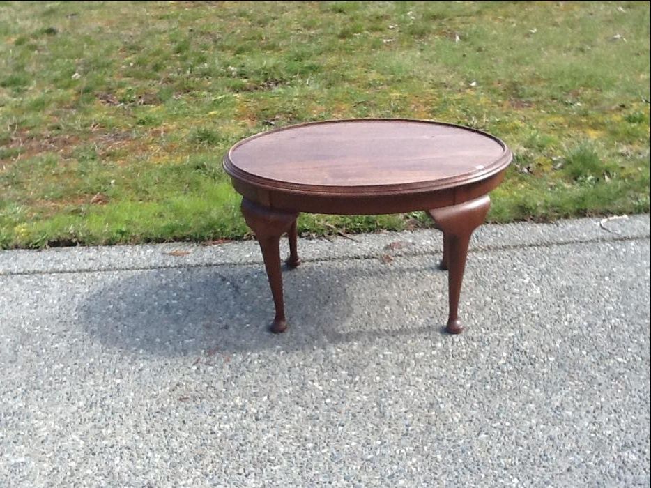Latest Antique Oval Mahogany Coffee Table Other Cowichan Valley With Regard To Oval Aged Black Iron Coffee Tables (View 9 of 20)