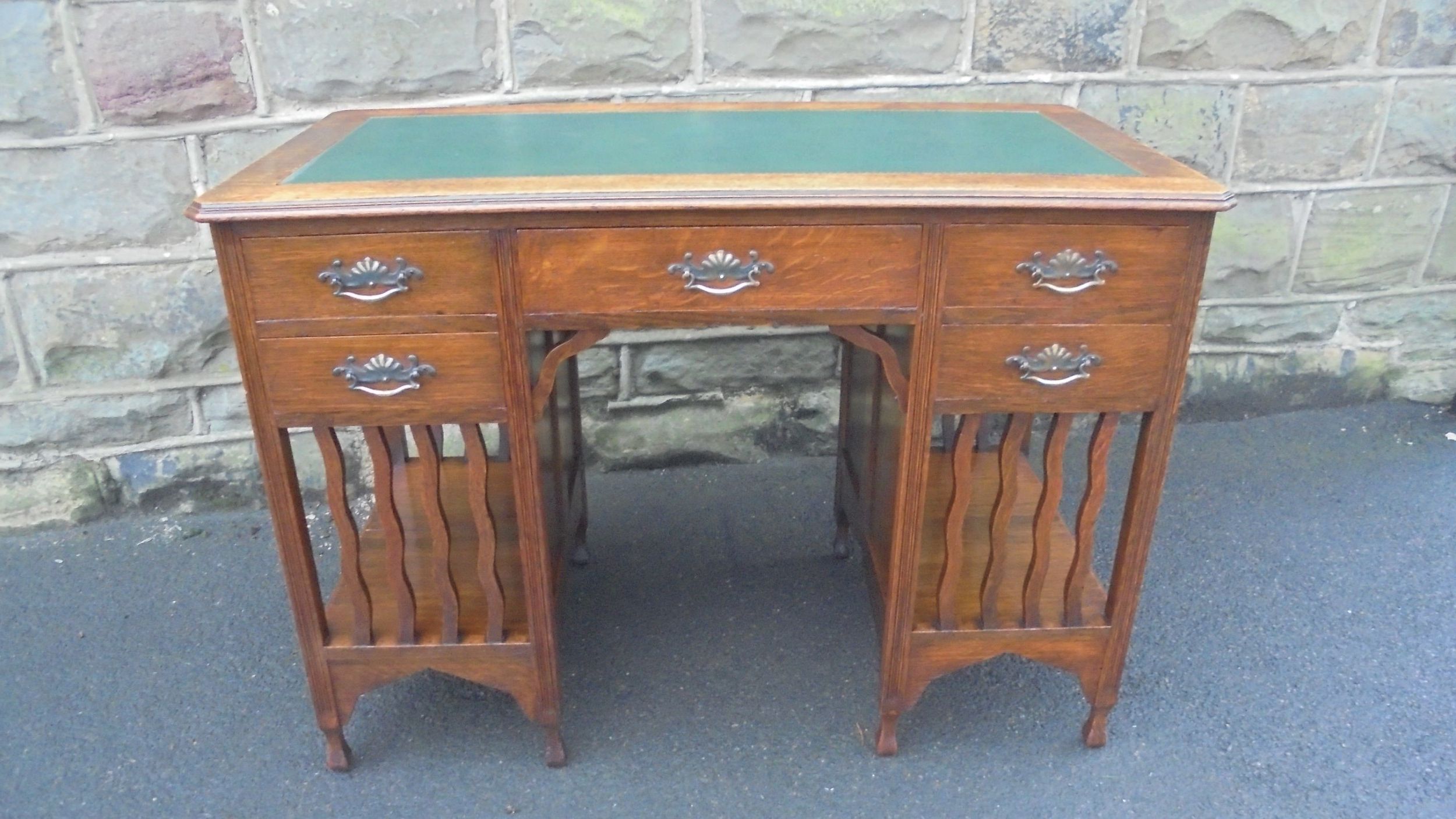 Antique Arts & Crafts Oak Writing Desk (View 4 of 15)