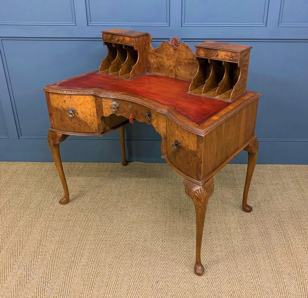 Burr Walnut Writing Desk – Antiques Atlas With Most Popular Glass And Walnut Modern Writing Desks (View 9 of 15)
