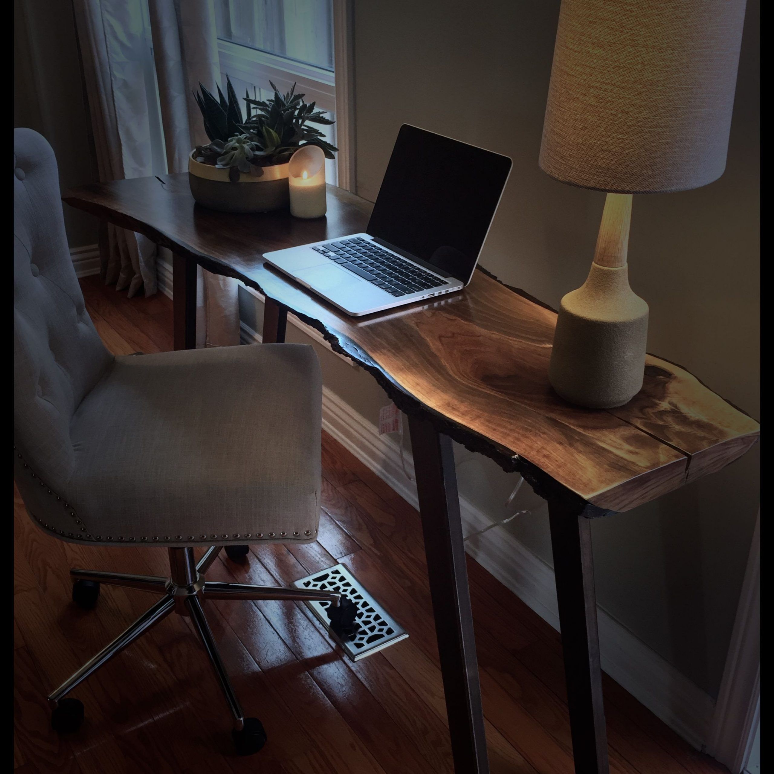 Live Edge Desk, Desk In Living Room, Home (View 11 of 15)