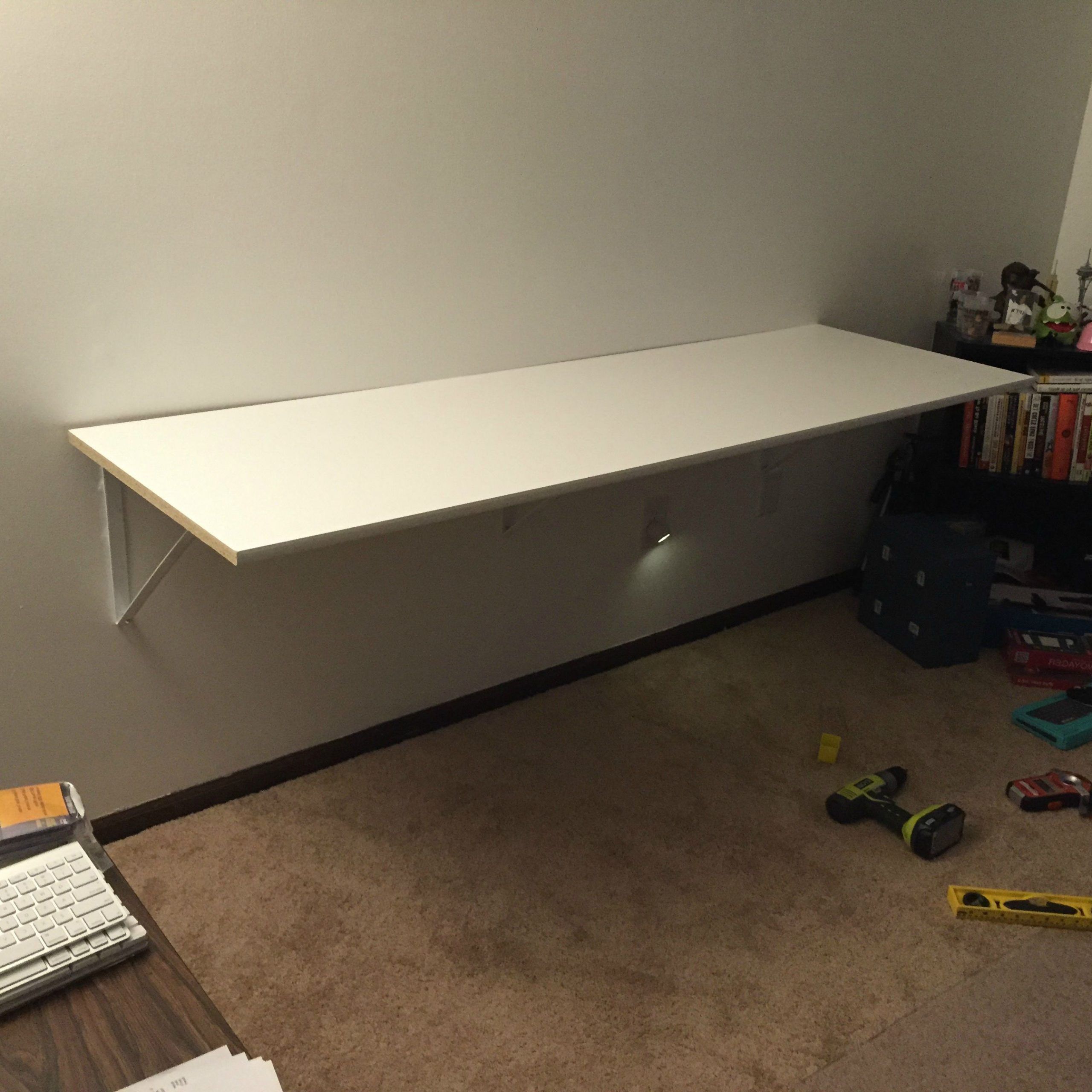 Wall Mounted Desk For Computer: The Hints You Need When Choosing Pertaining To Popular Matte White Wall Mount Desks (View 12 of 15)