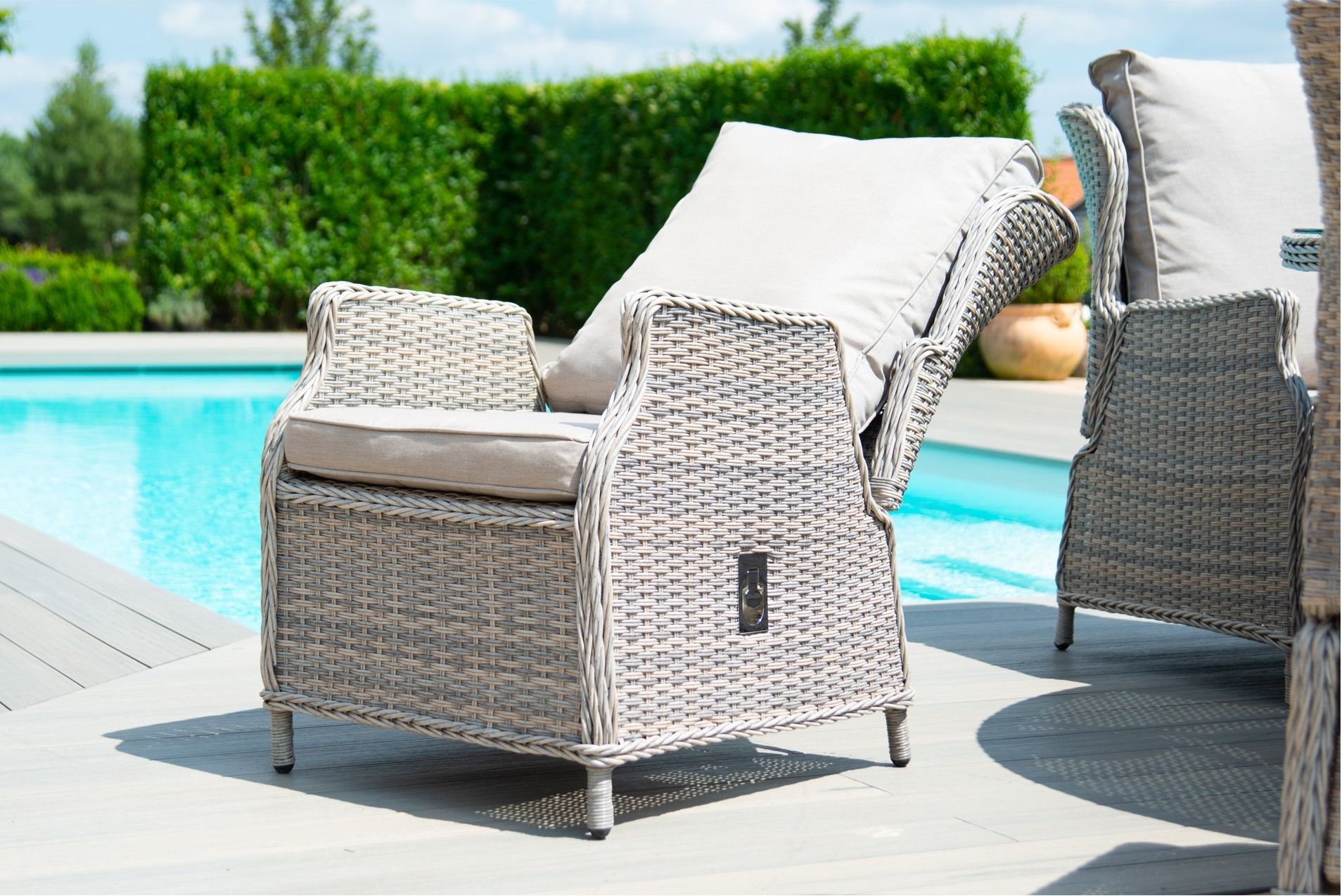 Newest Fabric Outdoor Middle Chair Sets With Maze Rattan Cotswolds Reclining Corner Dining Set With Rising Table (View 7 of 15)