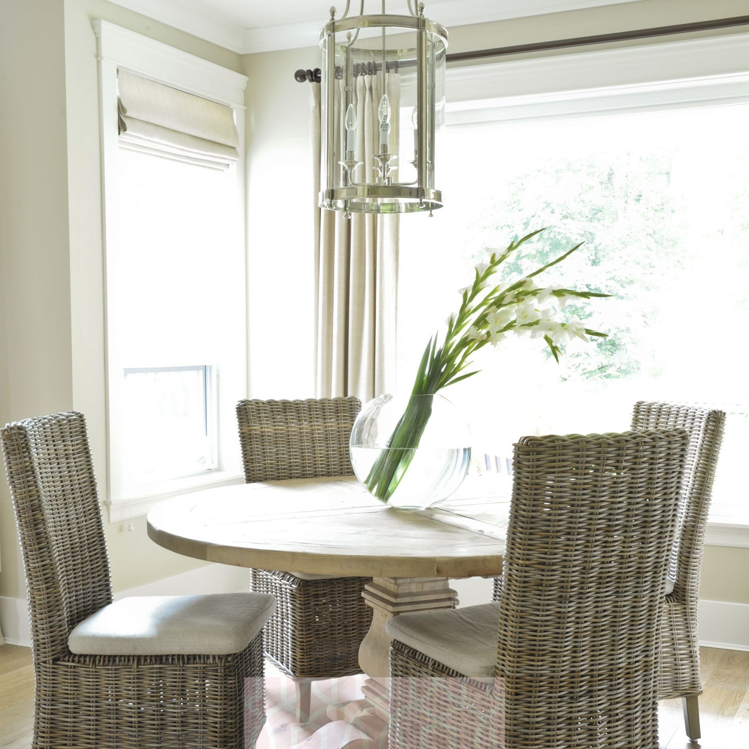 Wicker Dining Chairs With Pineapple Natural Wood Outdoor Folding Tables (View 9 of 15)
