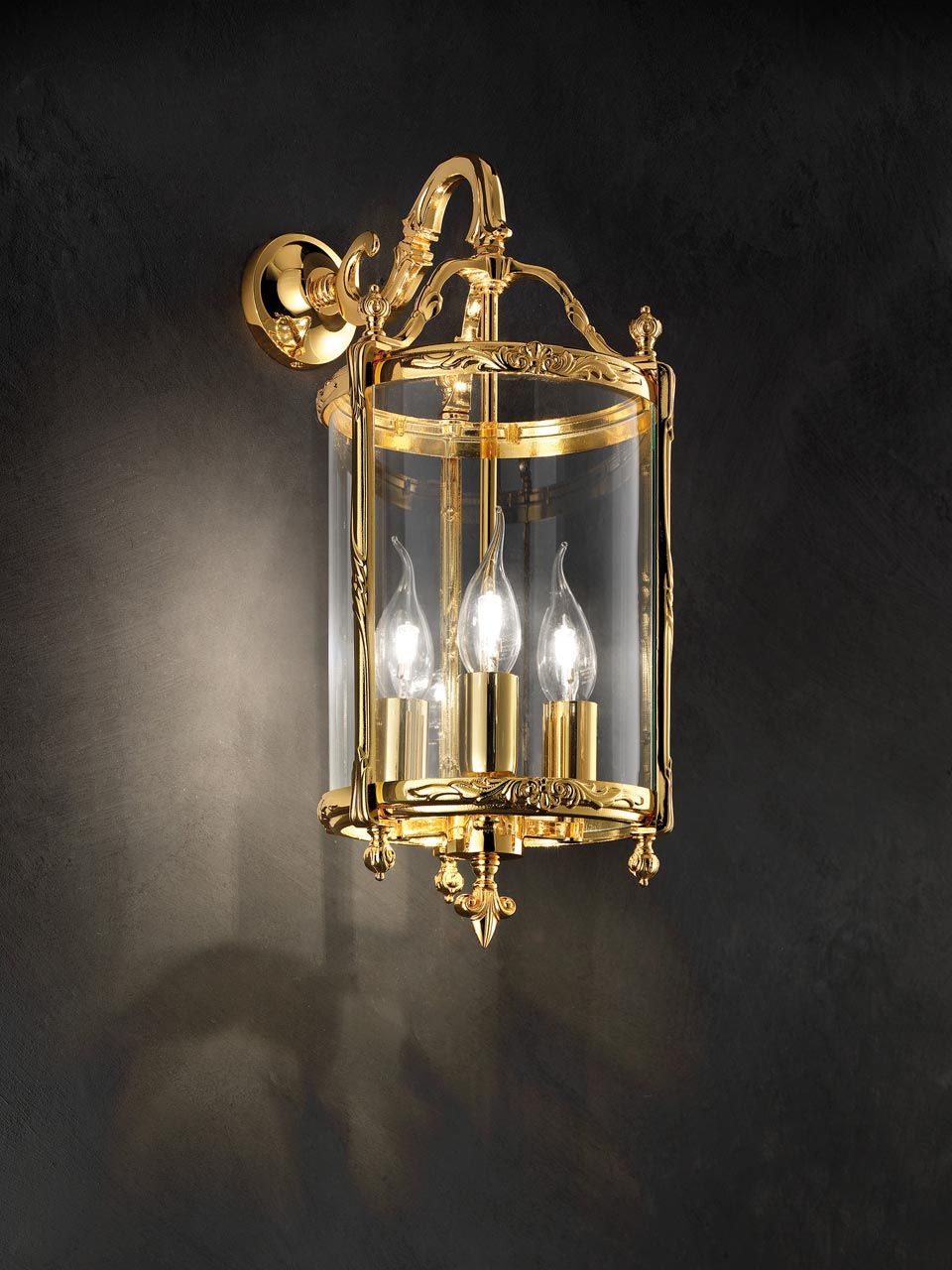 Well Known Gilded Gold Lantern Chandeliers Pertaining To 3 Light Golden Lantern Sconce (View 12 of 15)