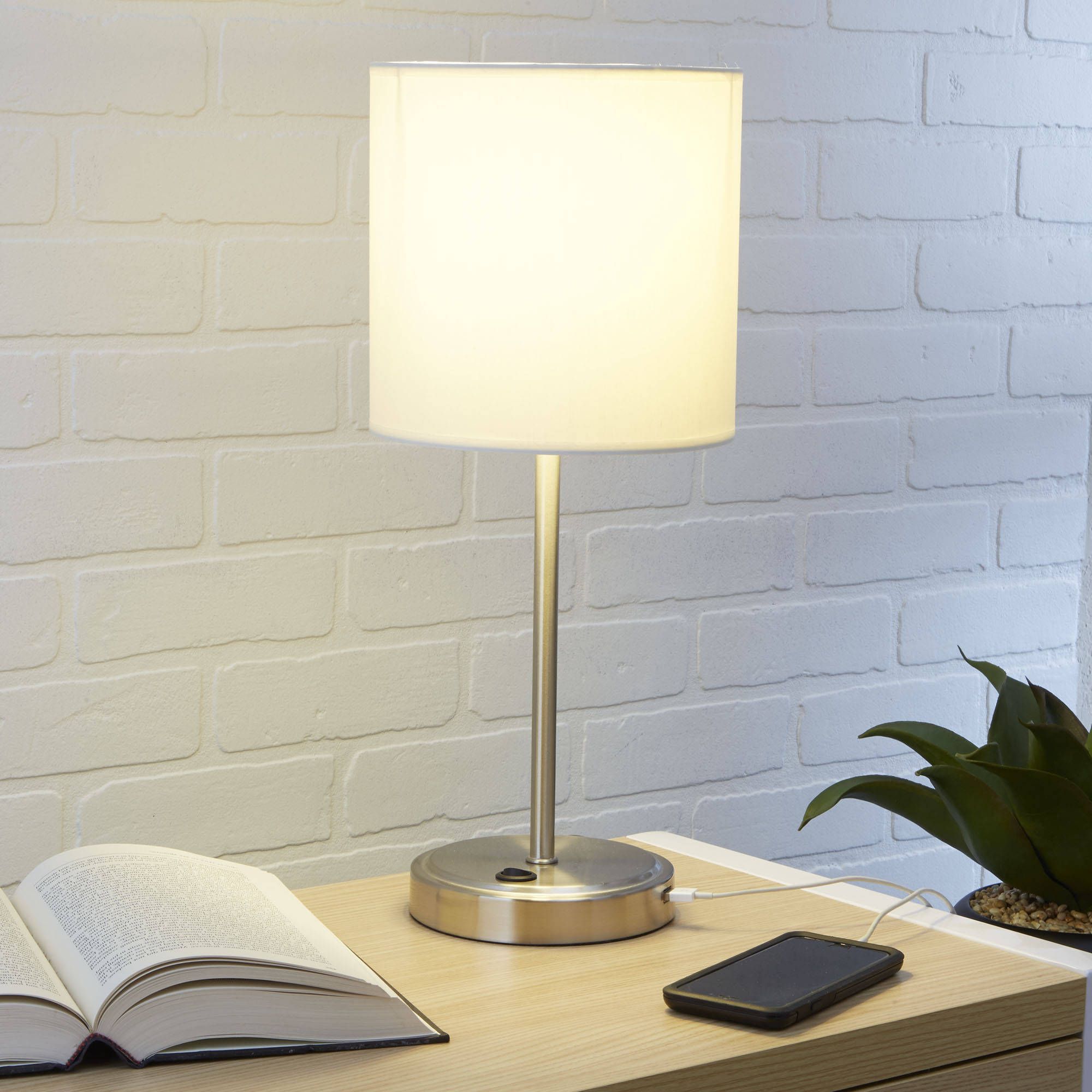 Fashionable 10 Best Charging Lamps For 2023 (for Light & Powering Devices) (View 15 of 15)